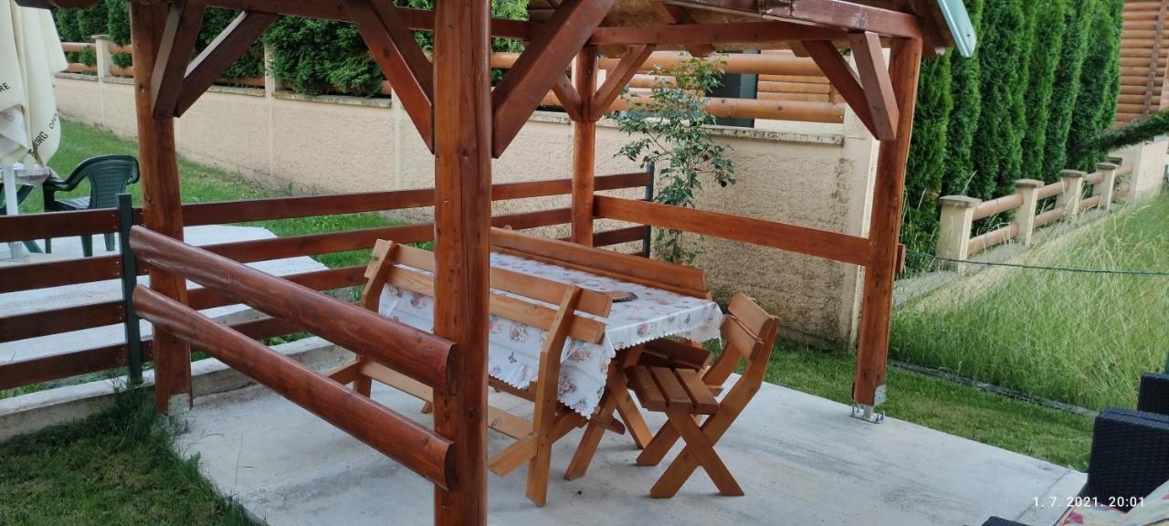 Apartmani Vuk 2 Kolasin Exterior photo
